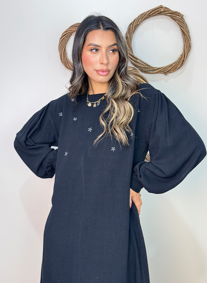 02 vestido curto manga longa com bordados