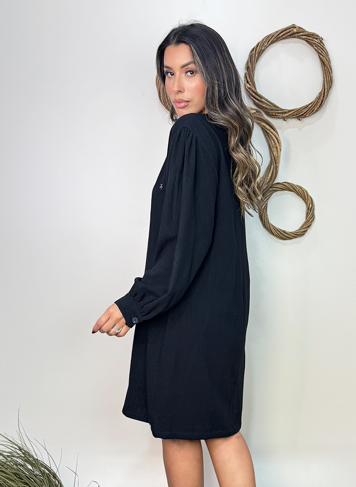 04 vestido curto manga longa com bordados