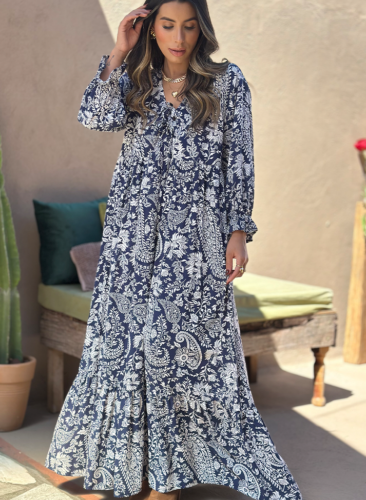 01 vestido longo estampa maxi e decote com amarracao