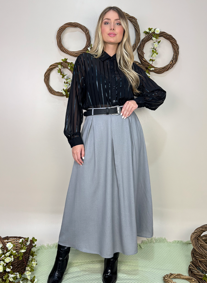 06 saia de pregas em comprimento midi