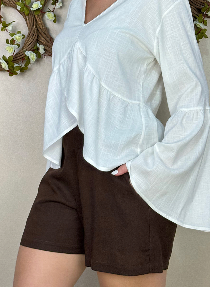 06 shorts de linho com martingales