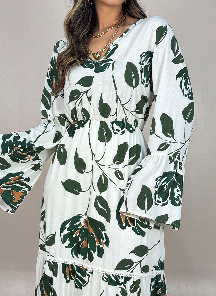 01 vestido longo estampado com aplicacao de rendinha