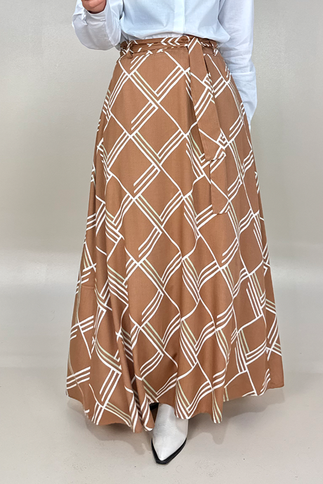12 saia longa com estampa geometrica