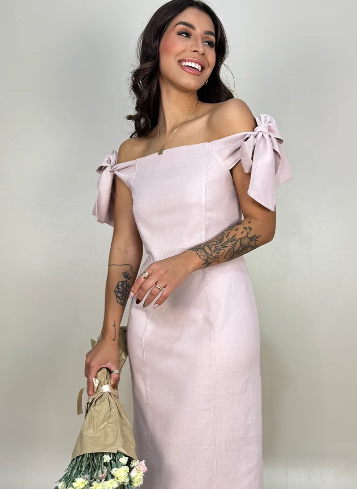 01 vestido longo em linho ombro a ombro com amarracao